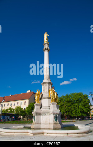 Statue de la Vierge Marie à la place Kaptol Kaptol trimestre Zagreb Croatie Europe Banque D'Images