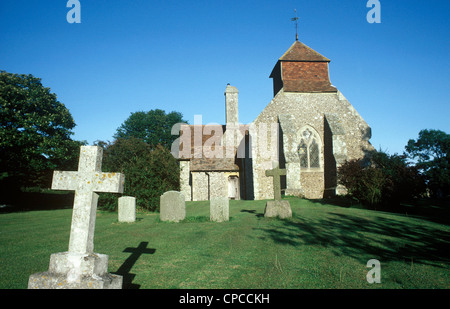 L'ancienne église de St Mary the Virgin à Iken, près de Eastbourne, East Sussex, UK Banque D'Images