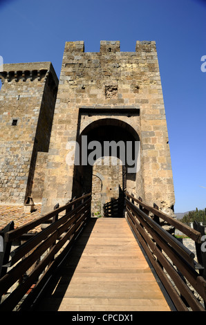 Italie, Latium, Bolsena, porte du château Banque D'Images