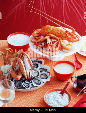 Plaquettes de homard, crevettes et moules Banque D'Images