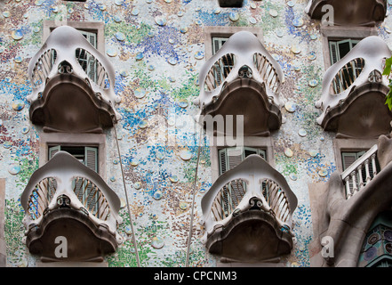 Casa Batllò façade, Barcelone. L'Espagne. Chef-d'oeuvre de l'architecte moderniste Antoni Gaudí. Banque D'Images