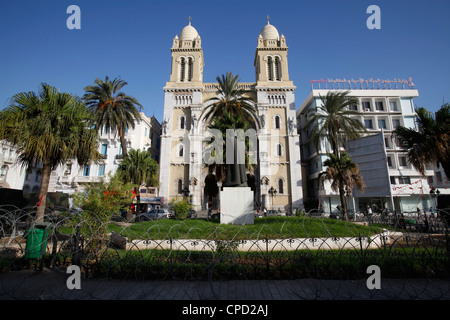 La cathédrale St Louis, Tunis, Tunisie, Afrique du Nord, Afrique Banque D'Images