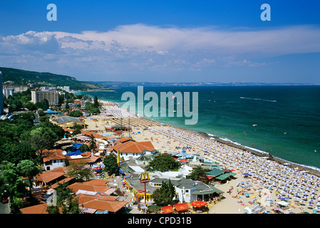 Vue sur le resort, Golden Sands, côte de la mer Noire, Bulgarie, Europe Banque D'Images