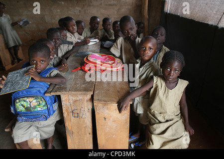 L'école primaire en Afrique, Hevie, Bénin, Afrique de l'Ouest, l'Afrique Banque D'Images