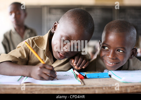 L'école primaire en Afrique, Lomé, Togo, Afrique de l'Ouest, l'Afrique Banque D'Images