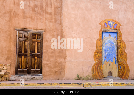 Portes à Santa Fe, Nouveau Mexique, États-Unis d'Amérique, Amérique du Nord Banque D'Images