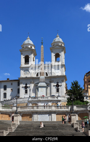 Église de la Trinité-des-Monts, Rome, Latium, Italie, Europe Banque D'Images