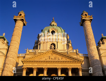 Façade de Karlskirche, Vienne, Autriche, Europe Banque D'Images