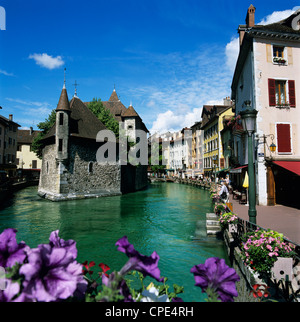 Canal et Palais de l'Ile, Annecy, Lac d'Annecy, Rhône Alpes, France, Europe Banque D'Images