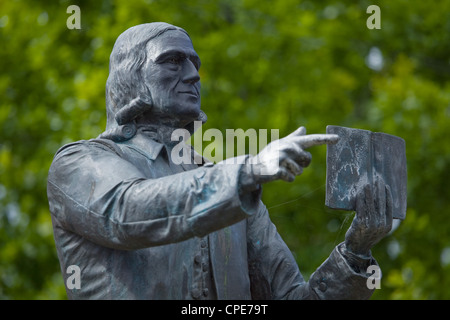 Statue de John Wesley à Epworth, le lieu de naissance de John et Charles Wesley, fondateurs de la mouvement méthodiste Banque D'Images