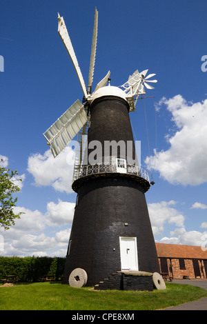 Négociant sibsey windmill lincolnshire england uk Banque D'Images