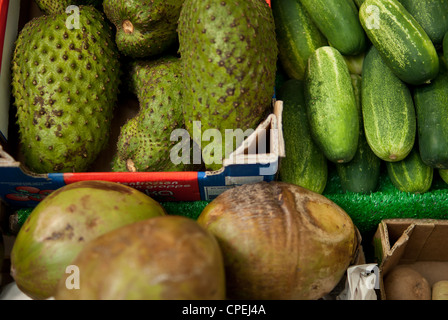 Affichage de légumes exotiques vert Banque D'Images
