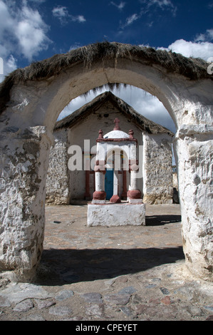 Entrée de l'Église Coloniale Parinacota Parinacota le nord du Chili Banque D'Images