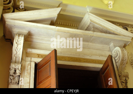 Haut de la porte, Hampton Court Palace, Londres, GB Banque D'Images