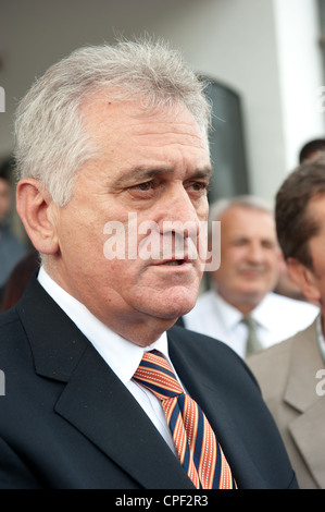 Tomislav Nikolic à Kraljevo quelques jours avant les élections présidentielles de 2012. Banque D'Images