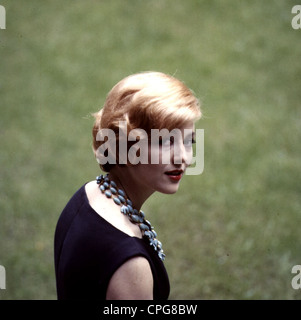 Mode, années 1960, coiffure, femme aux cheveux blonds, portrait, , droits-supplémentaires-Clearences-non disponible Banque D'Images