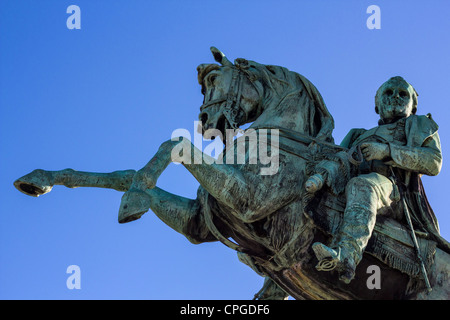 Statue de Napoléon Bonaparte à la place du Général de Gaulle, Rouen, France Banque D'Images