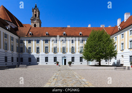 Cour intérieure du monastère Herzogenburg en Autriche Banque D'Images