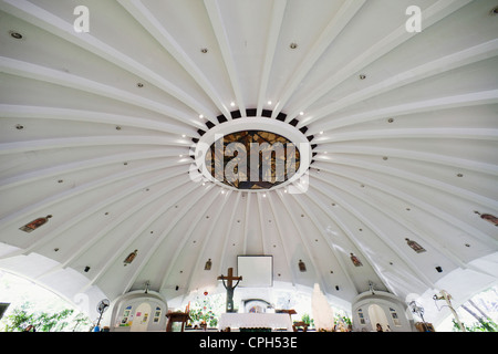 L'Asie, Philippines, Manille, Makati, Ayala Avenue, Ayala, chapelle de sainte Nino de Paz, catholique, religion, église, églises, Maison de Vacances Banque D'Images