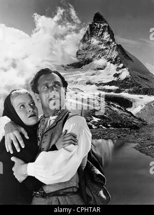 Heidemarie Hatheyer et Luis Trenker dans 'la montagne', 1938 Appels Banque D'Images