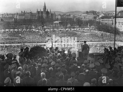 "Anschluss" d'Autriche 1938 - Hitler parle de la Hofburg Banque D'Images