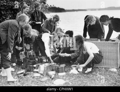 Les filles de la BDM dans le camp de Pentecôte, 1936 Banque D'Images