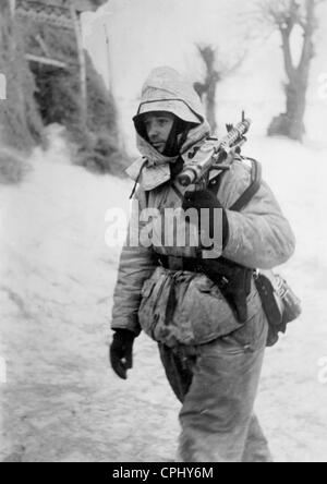 Mitrailleur allemand sur le front de l'Est, 1943 Banque D'Images