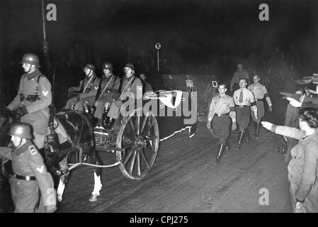 Transport de funérailles des victimes du putsch de Hitler, 1935 Banque D'Images