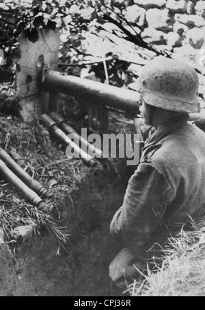 Soldat allemand près de Aix-la-Chapelle, 1944 Banque D'Images