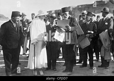 Fuad I, Victor Emmanuel III et son épouse Hélène, 1935 Banque D'Images