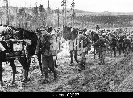 Infanterie de montagne allemand sur le mois de mars, en Carélie, 1941 Banque D'Images