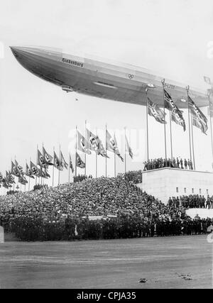 Dirigeable LZ 129 Hindenburg sur l' 'champ zeppelin à Nuremberg, 1936 Banque D'Images