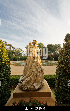 Barcelone, Espagne - Décembre 2011 : Palau de Pedralbes statue à l'entrée. Banque D'Images