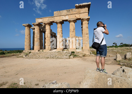 Selinunte. La Sicile. L'Italie. E Temple (5C) de la C.-B. Banque D'Images