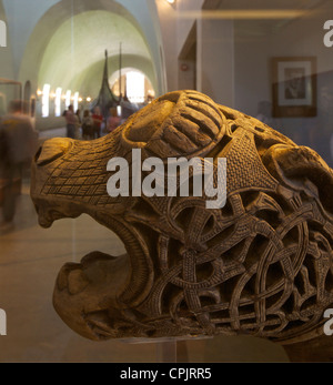 Tête d'animal sculpté post de Oseberg, Viking Ship Museum, Vikingskipshuset, Bygdoy, Oslo, Norvège, Europe Banque D'Images