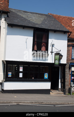 Le White Swan pub sur la rue principale, Wendover, Buckinghamshire Banque D'Images