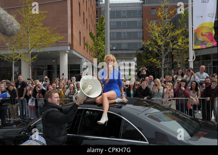 Geri Halliwell arrive comme un juge de X Factor auditions à l'Echo Arena Liverpool Banque D'Images