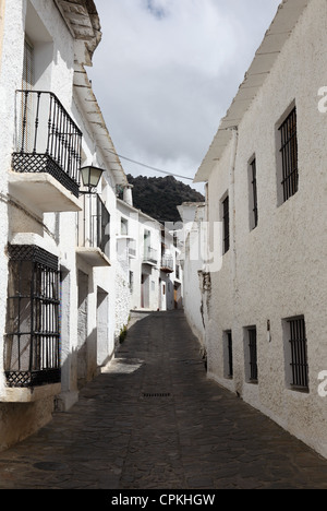 Ruelle de village andalou Bubion, Espagne Banque D'Images