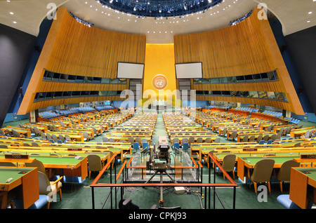 Intérieur de la salle de l'Assemblée générale des Nations Unies au Siège des Nations Unies à New York, New York, USA. Banque D'Images