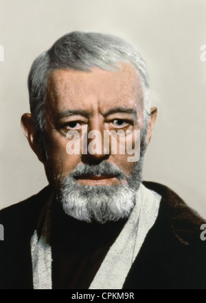 Un portrait de Sir Alec Guinness dans le film Star Wars 1977. Il joue le rôle du Jedi Knight, Ben Obi-Wan Kenobi. Banque D'Images