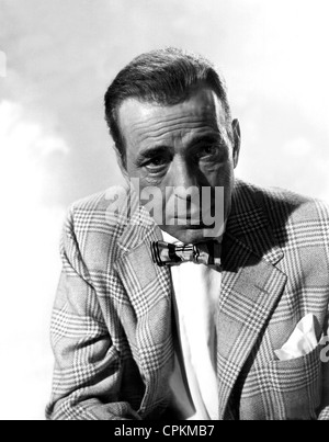 Un portrait en noir et blanc du film star Humphrey Bogart prises à Los Angeles en 1950. Banque D'Images