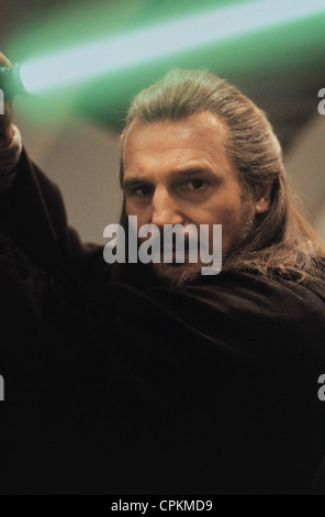 Un portrait de Qui-Gon Jinn dans le film 1999, 'La Menace Fantôme' Il est joué par l'acteur Liam Neeson. Banque D'Images