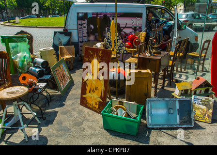 Paris, France, événements publics, Vente de quartier Attique, Brocante, 'vide Grenier', rue on, Brocante vintage Banque D'Images