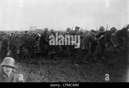 Les soldats allemands pendant les offensives sur le front de l'Ouest, 1918 Banque D'Images