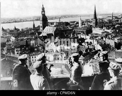 Les soldats allemands à Riga, 1917 Banque D'Images