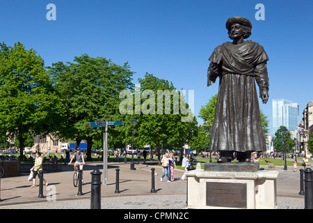 Statue de Raja Rammohun Roy à côté de College Green, Bristol Banque D'Images