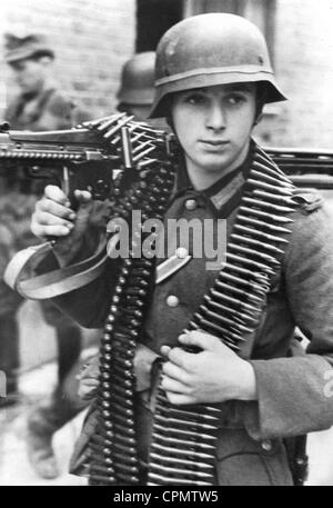 L'artilleur mahcine allemand sur le front de l'Ouest, 1944 Banque D'Images