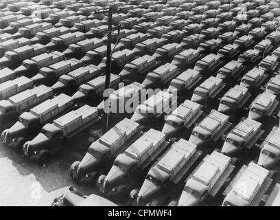 Les camions américains dans le port de New York, 1940 Banque D'Images