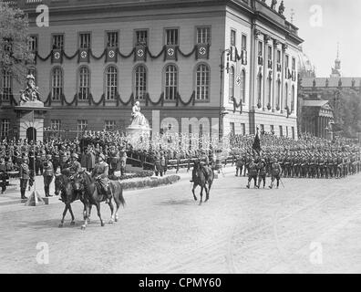 L'anniversaire d'Adolf Hitler parade, 1938 Banque D'Images