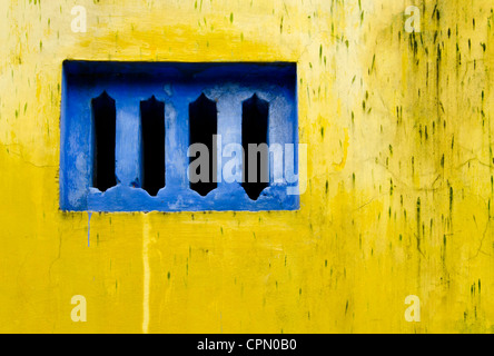 Détails extérieurs de Hoi An au Vietnam. Les maisons jaunes dans Hoi An sont une partie du patrimoine mondial de l'Unesco. Banque D'Images